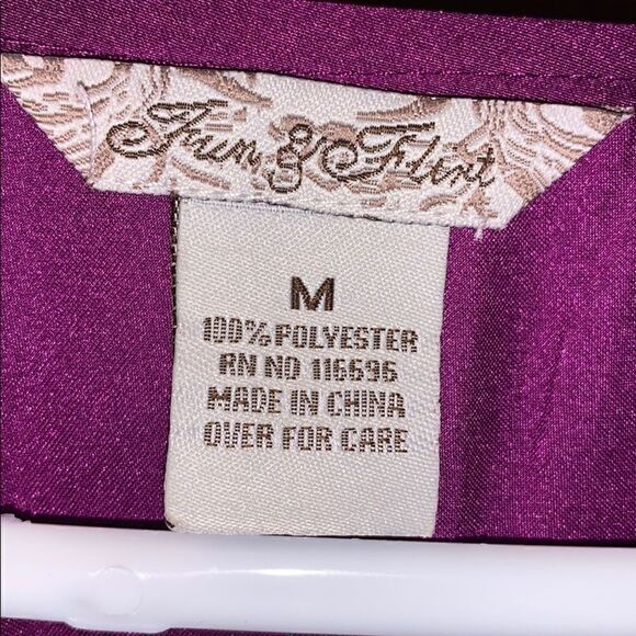 juniors shirt size medium  - Picture 5 of 8